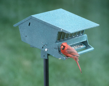 Load image into Gallery viewer, Audubon Bird&#39;s Delight Squirrel Resistant Bird Feeder Model 7511i
