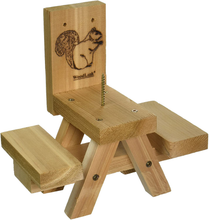 Load image into Gallery viewer, Woodlink SQF7 Picnic Table Ear of Corn Squirrel Feeder (Discontinued by Manufacturer)
